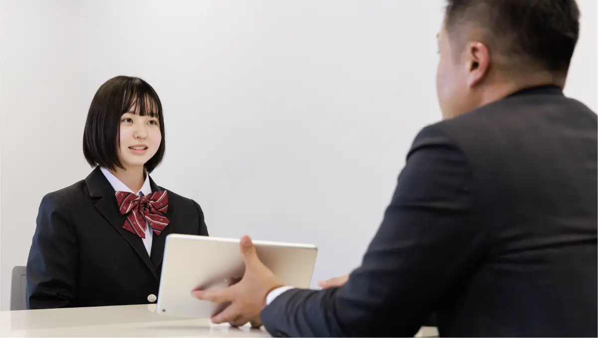 担任と専門スタッフが連携し、将来設計を具体化