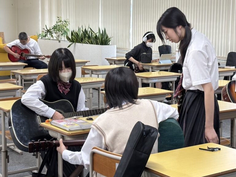 【熊本】ギターの音が響く水曜日の午後！